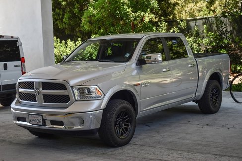 Used 2018 RAM 1500 Laramie w/ Convenience Group image 3