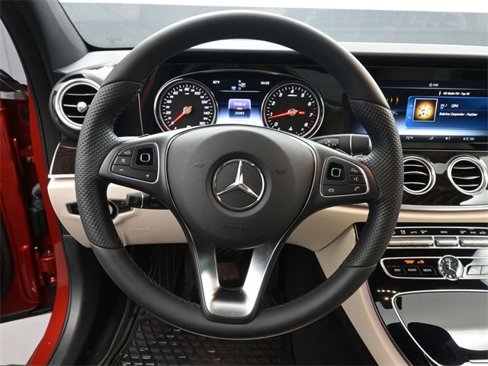 Certified 2018 Mercedes-Benz E 300 image 32
