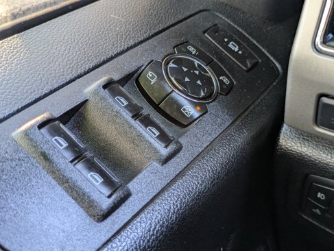 Used 2015 Ford Explorer Limited image 21
