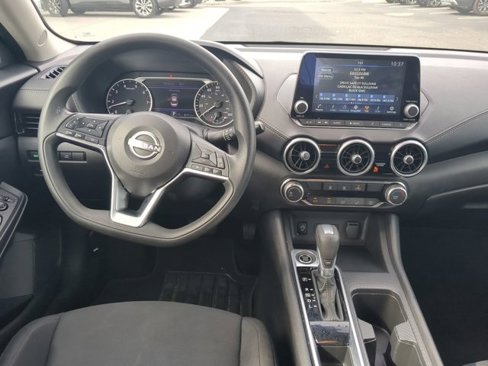 Used 2024 Nissan Sentra SV image 12