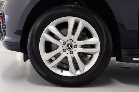 Used 2018 Mercedes-Benz GLS 450 4MATIC image 11