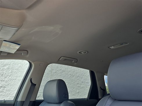 Used 2020 Buick Enclave Essence image 19