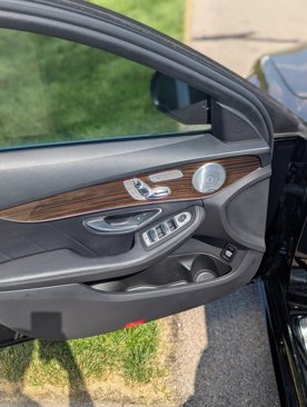Used 2018 Mercedes-Benz C 300 4MATIC Sedan image 10