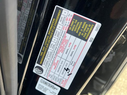 Used 2024 Nissan Ariya FWD image 61