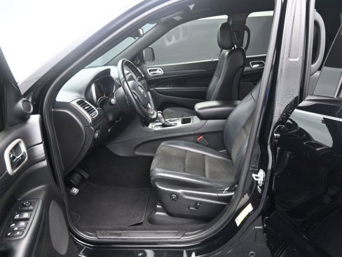 Used 2021 Jeep Grand Cherokee Laredo X image 16
