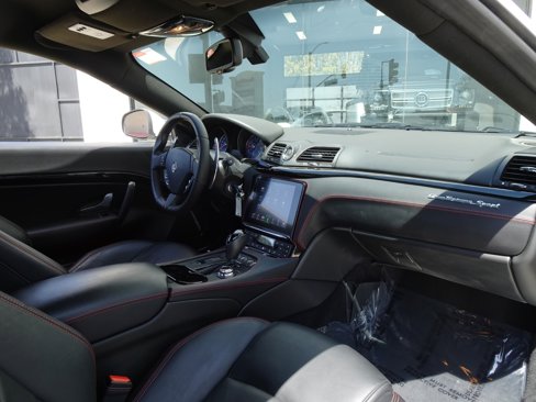 Used 2018 Maserati GranTurismo Sport image 17