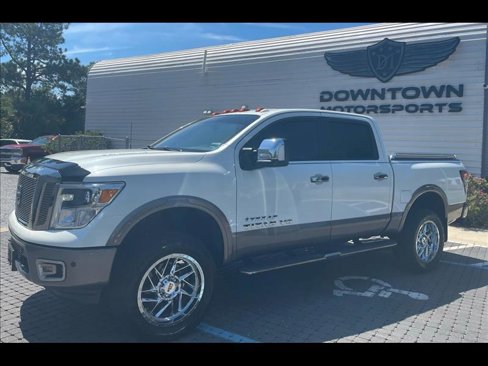 Used 2018 Nissan Titan Platinum Reserve w/ Platinum Utility Package image 1