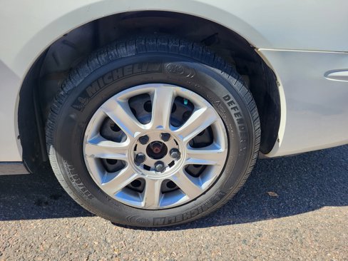 Used 2007 Buick LaCrosse CX image 15