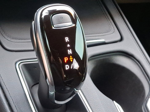 Used 2021 Cadillac XT4 Sport w/ Cold Weather Package image 17