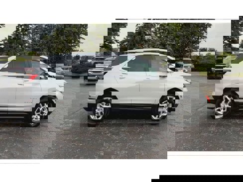Used 2022 Chevrolet Equinox LT image 47