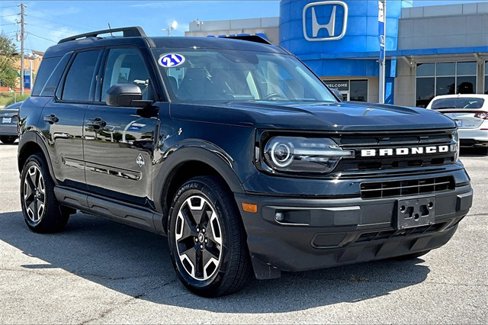 Used 2021 Ford Bronco Sport Outer Banks image 9