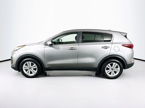 Used 2019 Kia Sportage LX image 4