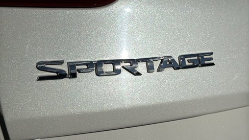 Used 2020 Kia Sportage S image 28