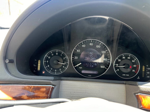 Used 2004 Mercedes-Benz E 500 Sedan image 16