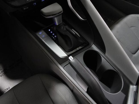 Certified 2023 Hyundai Elantra SE image 14