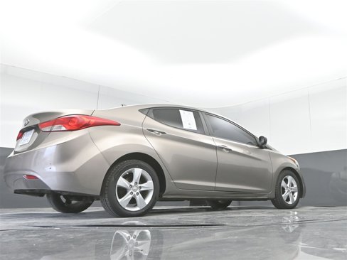 Used 2013 Hyundai Elantra GLS image 21