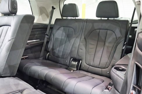 Used 2020 BMW X7 xDrive40i w/ Cold Weather Package image 33