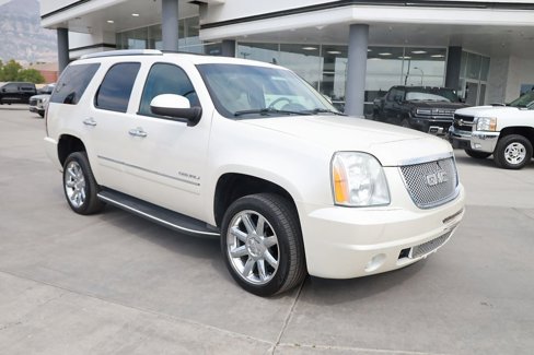 Used 2011 GMC Yukon Denali image 8