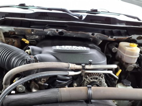 Used 2018 RAM 2500 Tradesman w/ Chrome Appearance Group image 31