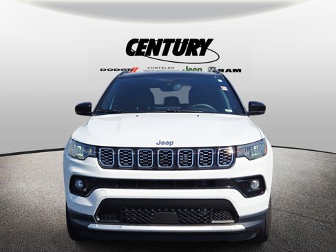 Used 2024 Jeep Compass Limited image 9