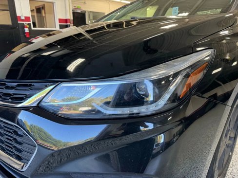 Used 2016 Chevrolet Cruze LT w/ Convenience Package image 5