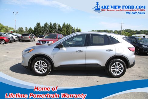 Used 2022 Ford Escape SE image 3