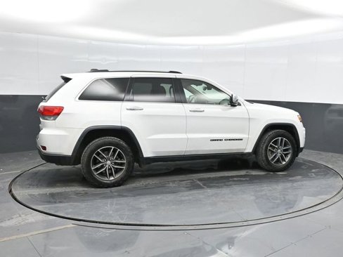 Used 2018 Jeep Grand Cherokee Limited image 4