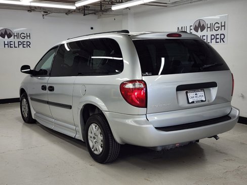 Used 2005 Dodge Grand Caravan SE w/ Popular Equipment Group I image 7