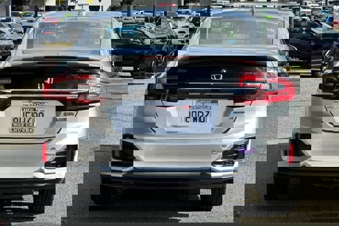 Used 2018 Honda Clarity Touring image 5