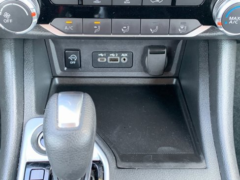Used 2024 Nissan Sentra SV image 18