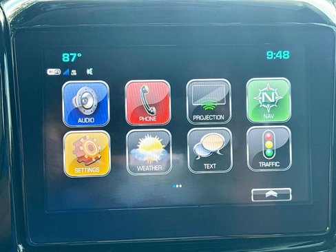 Used 2018 Chevrolet Traverse LT image 15