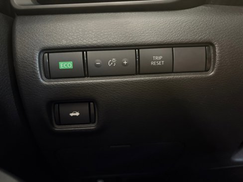 Certified 2023 Nissan Sentra S image 15