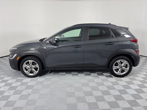 Used 2023 Hyundai Kona SEL image 2