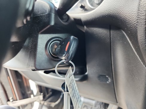 Used 2015 Jeep Wrangler Unlimited Sahara w/ Connectivity Group image 30