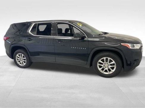 Used 2020 Chevrolet Traverse LS image 8