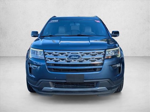 Certified 2018 Ford Explorer XLT w/ Equipment Group 202A image 2