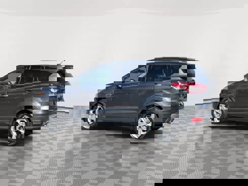 Used 2016 Ford Escape SE image 6