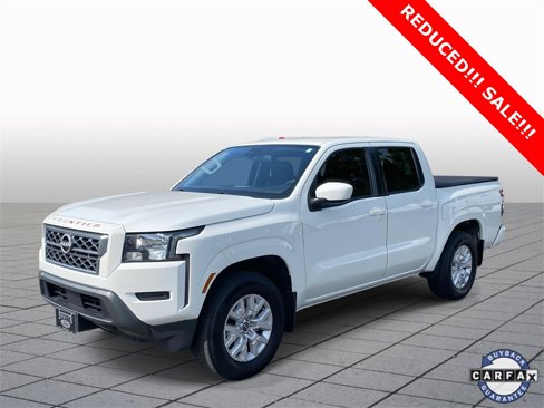 Used 2022 Nissan Frontier SV image 3