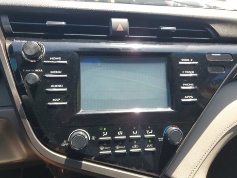 Used 2019 Toyota Camry SE image 19