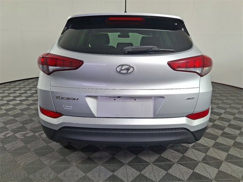 Used 2018 Hyundai Tucson SE image 9