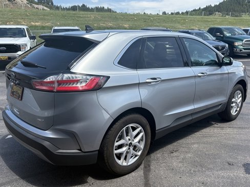 Used 2024 Ford Edge SEL image 9