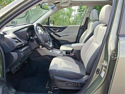 Used 2020 Subaru Forester Premium image 16
