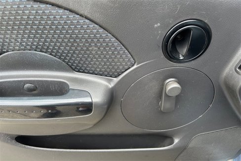 Used 2006 Chevrolet Aveo LS image 12