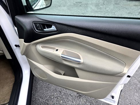 Used 2013 Ford Escape SE image 38