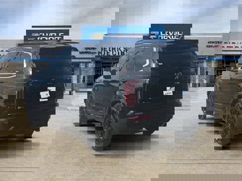 Used 2022 Kia Telluride SX w/ SX Prestige Package image 3