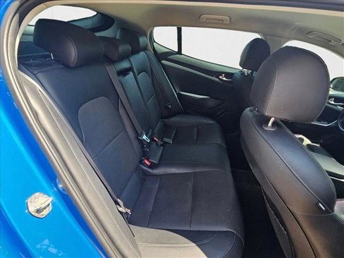 Used 2018 Kia Stinger image 16