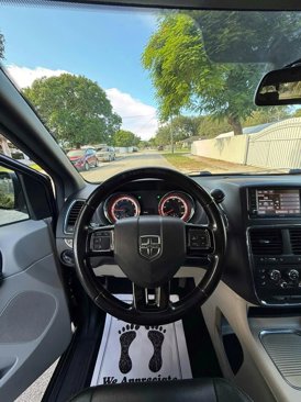Used 2020 Dodge Grand Caravan SXT image 16