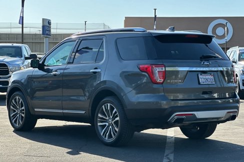 Used 2017 Ford Explorer Platinum image 6