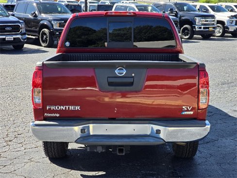 Used 2019 Nissan Frontier SV image 25