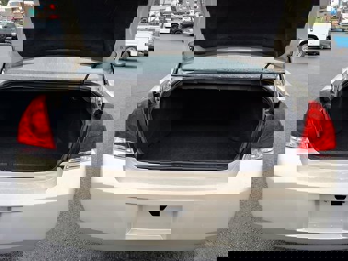 Used 2010 Chevrolet Impala LS image 14